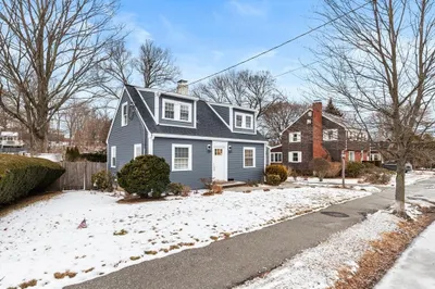 53 Perkins St