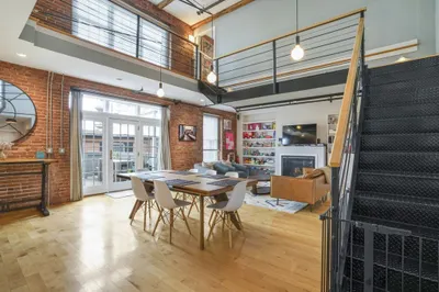 8 Newcomb St #5 1