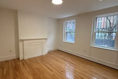 4 Milford St #M-01