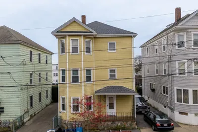 108 Phillips Ave 1