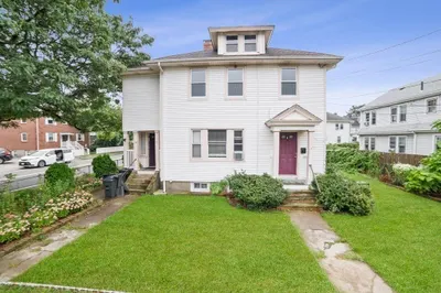 127-129 Russell St #127
