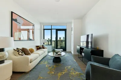 151 North First St #1810