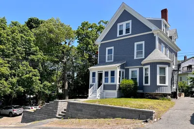 14 Fairview Ave #4