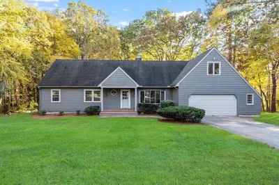 16 Sassafras Road