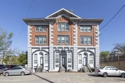 5 Woodworth Street #11 1