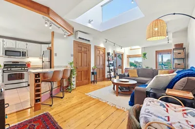 43 Russell St #3