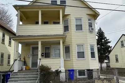 28-30 Presley St 1