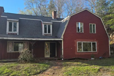 420 Salem St 1