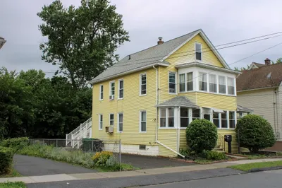 116 Muzzy St