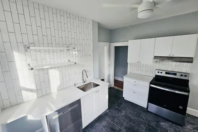 110 West Wyoming Ave #2