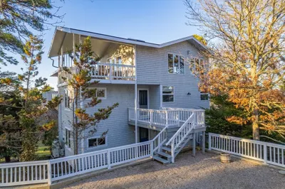 180 Blueberry Pond Dr 1