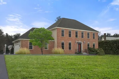 18 Lexington Cir 1