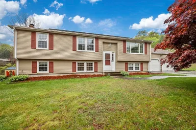 17 Reilly Ave 1