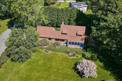 10 Hunters Hill Cir 1