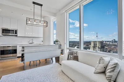 188 Brookline Avenue #19G 1