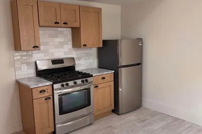 441 Winthrop Street #1 1