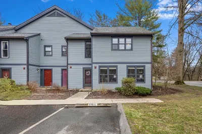 110 Dean St #100 1