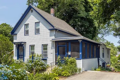 70 Myrtle St