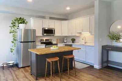 5 Eagle Brook Blvd #73