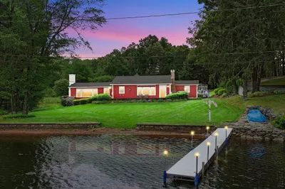 17 Moorings Way 1