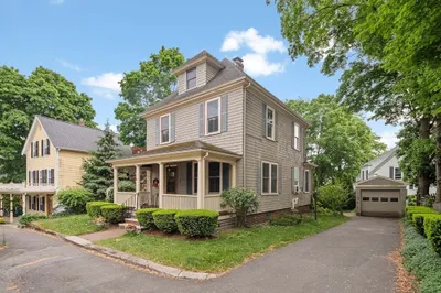 24 Mt Vernon St