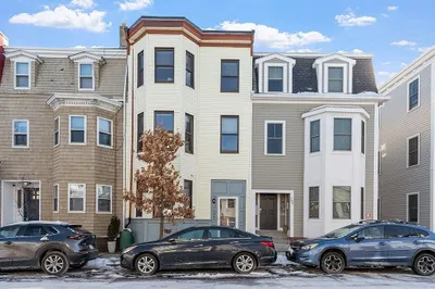 265 Lexington St #4