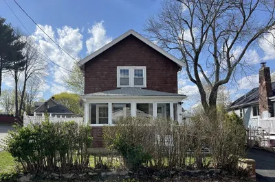 98 Seminole Ave