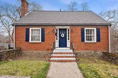 152 Walker Rd