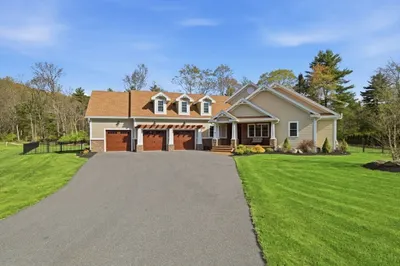 8 Fitch Farm Way