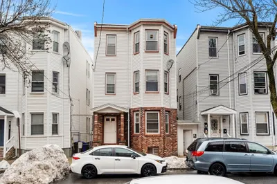 110 Everett St 1
