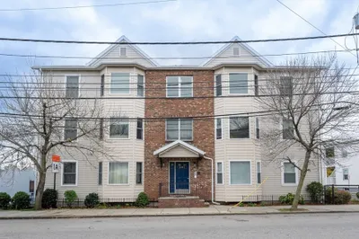 291 Revere St #11 1