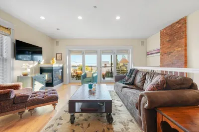 53 Thomas Park #1