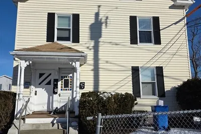 32 Brown St #1