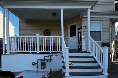 25 Saxon St 1