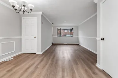 382 Farrwood Drive #382 1