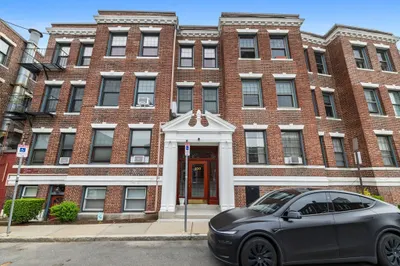 100 Lanark Rd #4 1