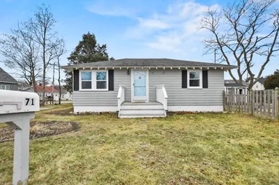 71 Donald Rd 1