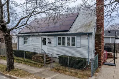 184 Lafayette St
