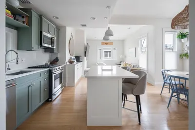 414 Sumner St #1