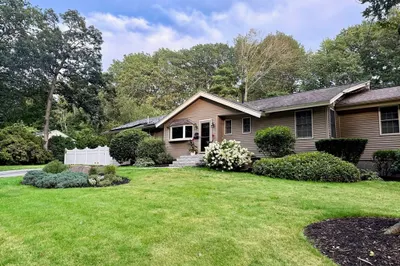 14 Abbott Ln 1