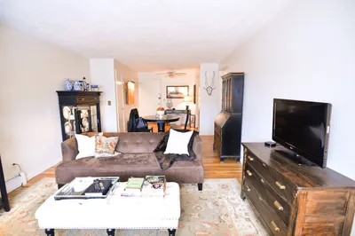20 Radcliffe Road #402 1