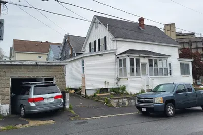 37 Sarah Avenue #37 1