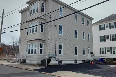 269 Brightman St #2