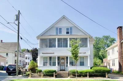 409 Main St 1
