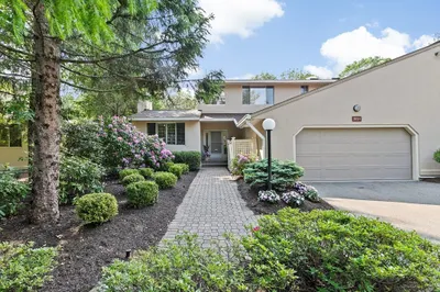 202 AllAndAle Rd #A