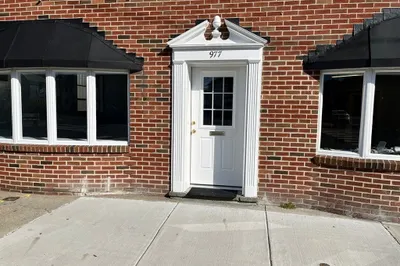 977 Main Street 1