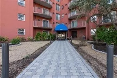 115 W. Squantum St #1001 1