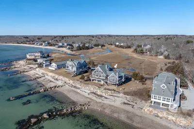 5 Sea Marsh Way 1