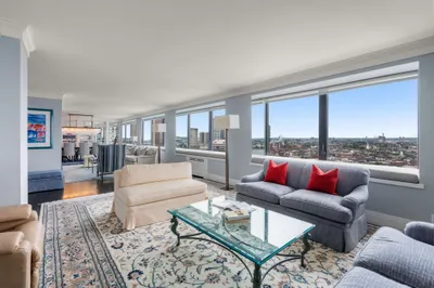 85 E India Row #26AB 1