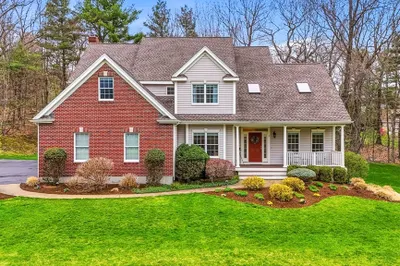 3 Deer Ridge Road